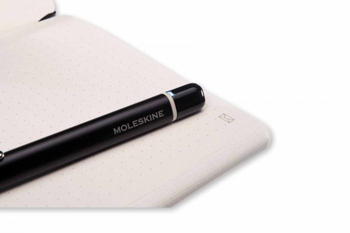 M+ Paper Tablet Dotted L Black