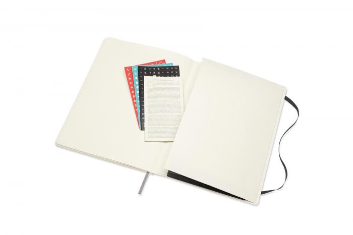 Moleskine Monthly Notebook XL svart soft 21/22