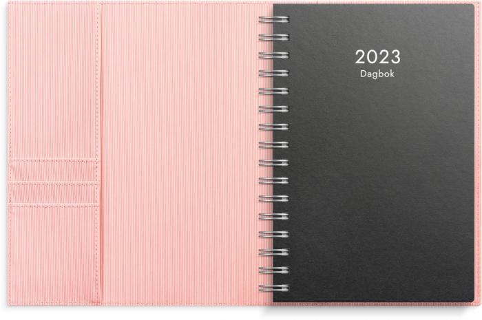 Dagbok rosa konstläder Amelia med slejf 2023
