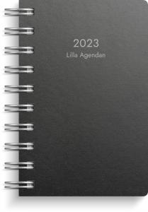 Lilla Agendan svart miljökartong 2023