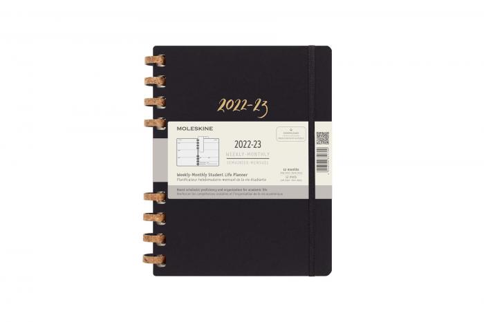 Spiral Academic Planner 22/23 XL Black