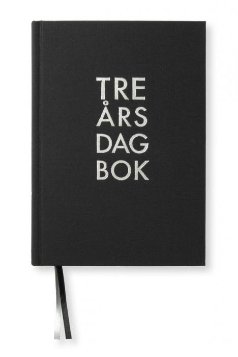 Paperstyle 3-årsdagbok A5 svart - Kalenderkungen.se