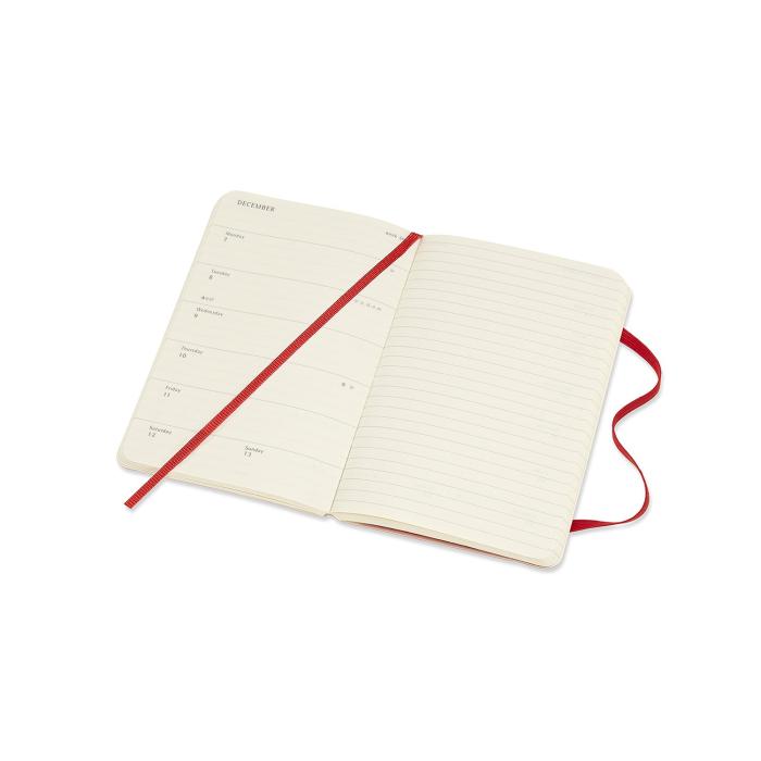 Moleskine Moleskine Veckokalender Pocket Röd soft 20/21 - Kalenderkungen.se