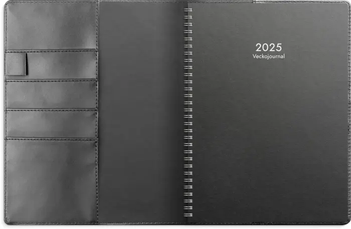 Veckojournal svart konstläder 2025