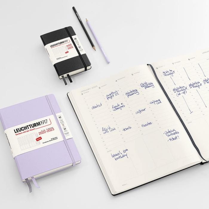 Kalender 2022-23 Leuchtturm1917 A4 vecka/uppslag Black