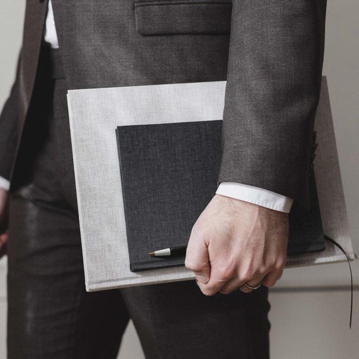 Olinjerad Blank Book A5 - 128 sidor Transparent Black